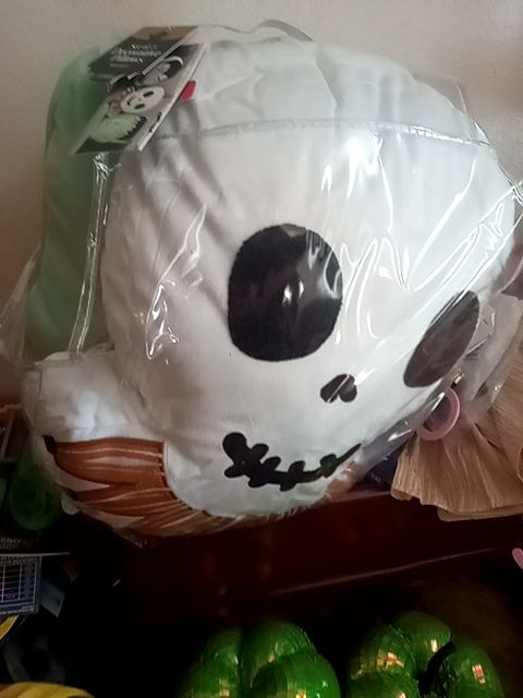 New 3 pack Halloween pillow set