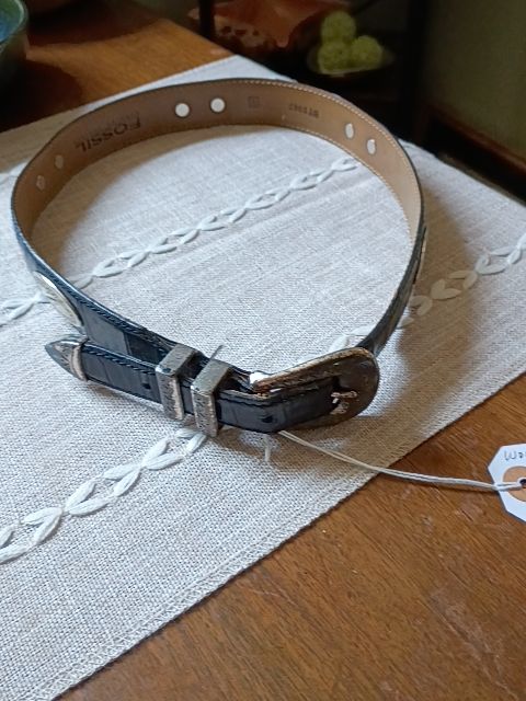 Women's black leather oval concho belt
