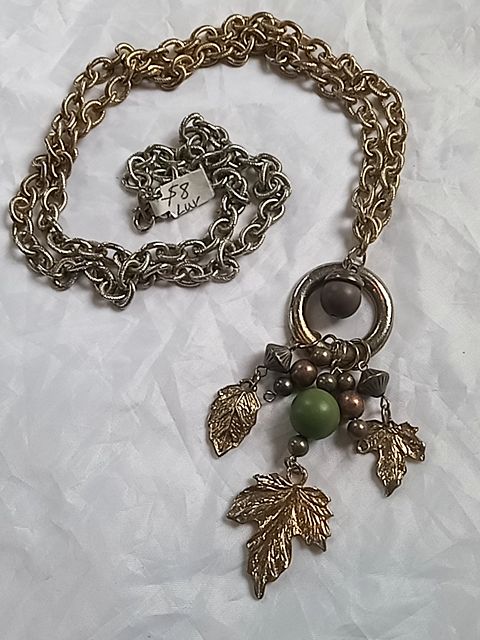 Fall leaf pendant necklace