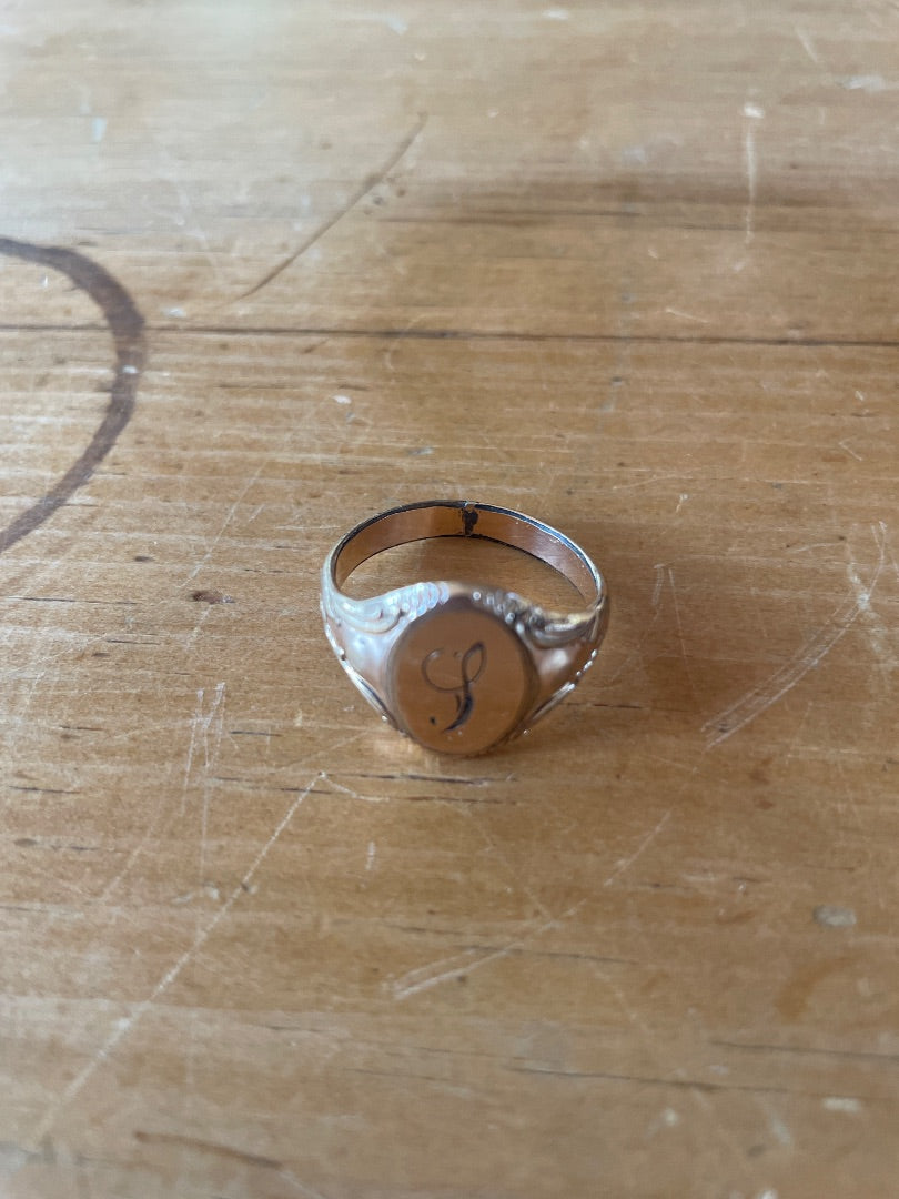 Antique gold tone signet ring (as-is)