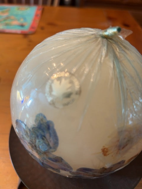 Handmade candle with pressed flowers. 5”.