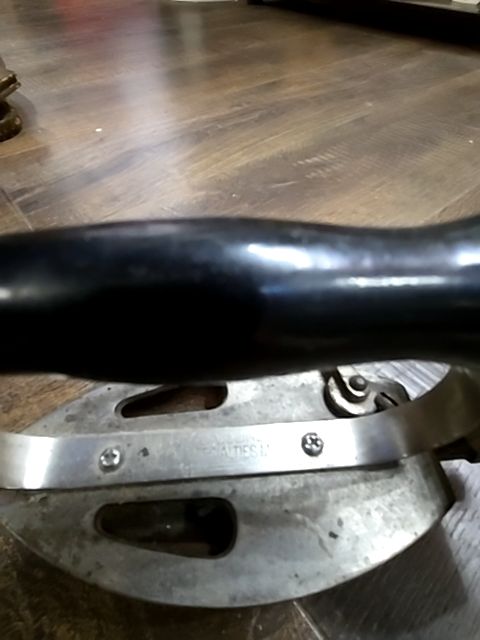 Modern specialities mfg. Modlrn gasoline iron