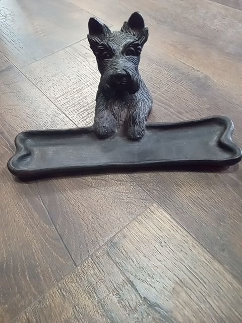 Scotty dog tray