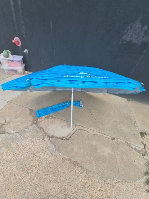 Blue Tommy Bahama Beach Umbrella w/Case, 90"
