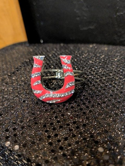 Horseshoe Pink Bracelet