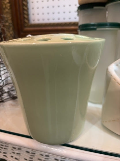 Southern living at home Arrange-it-easy vase w/flower frog