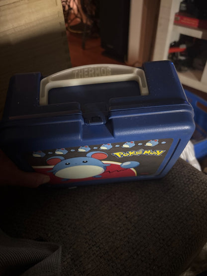 2000 Pokémon lunchbox with thermos