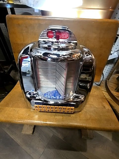 Silver CROSLEY Vintage mini camel joe cigarettes diner CR 10 jukebox Am an Fm radio and cassette player