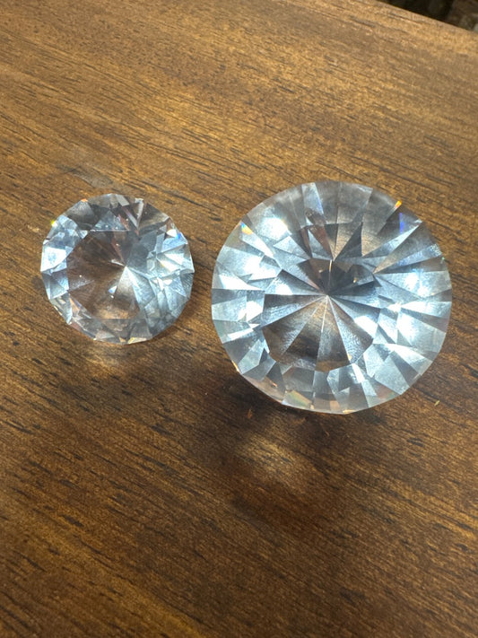 2 Swavorski diamonds