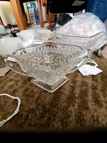 Sandwich pattern sugar creamer w/tray