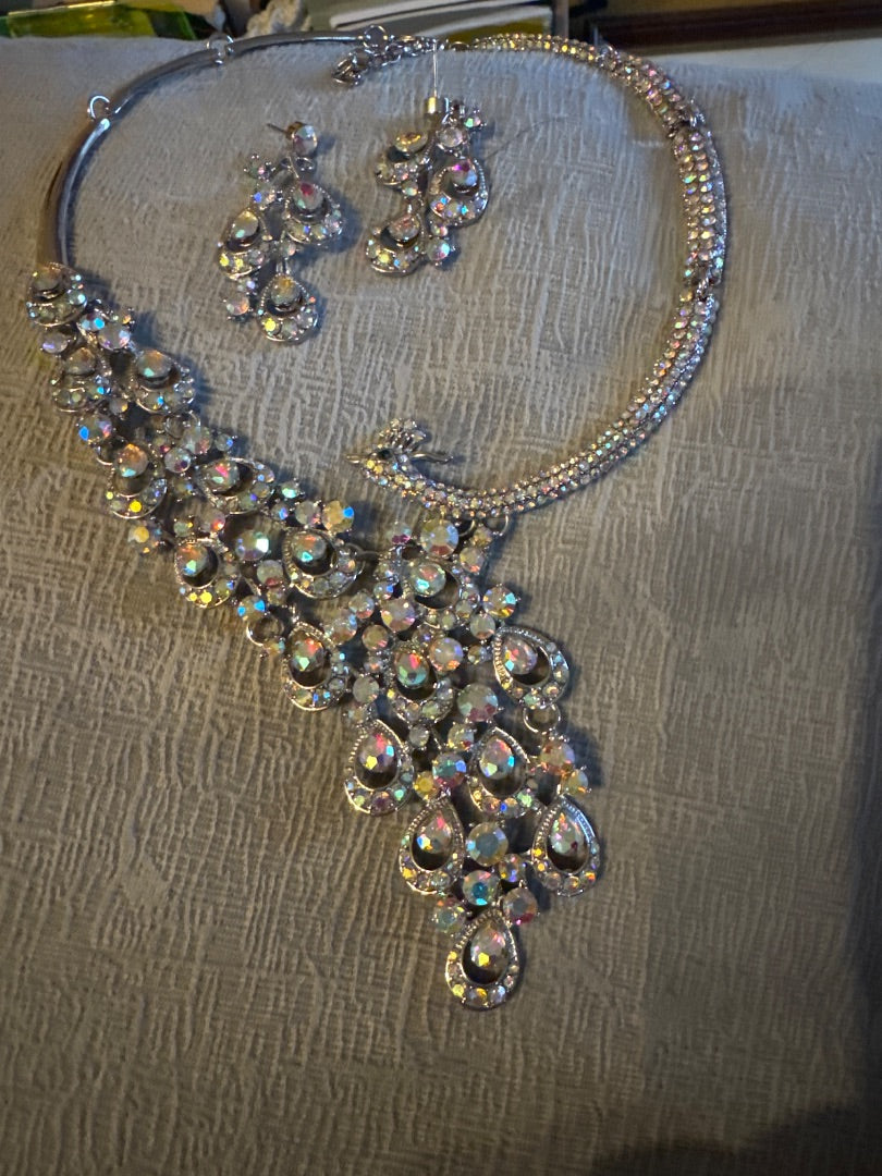 Multi Unknown Ornate rhinestone set, Large