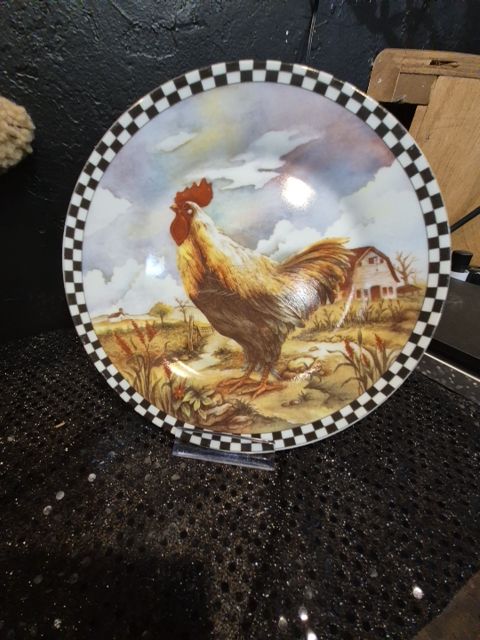 Brown & Yellow Rooster Plate, 8"