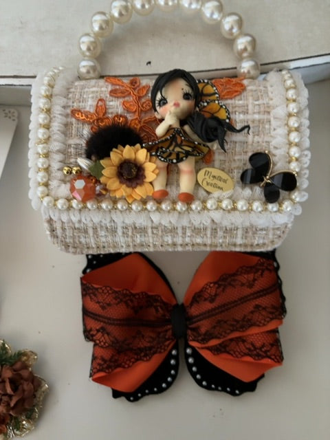 Orange/beige MysticalCreationsByMaira Monarch OOAK clay purse and bow set