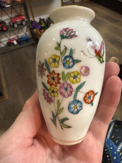 Made in China Floral & Butterfly Bud Vase