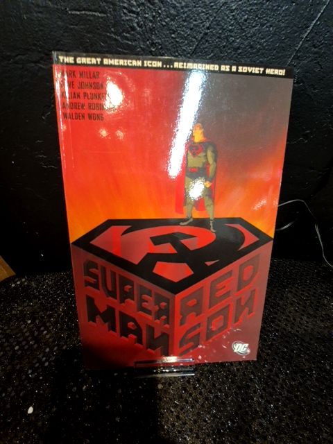 DC Comics Superman: Red Son Graphic Novel
