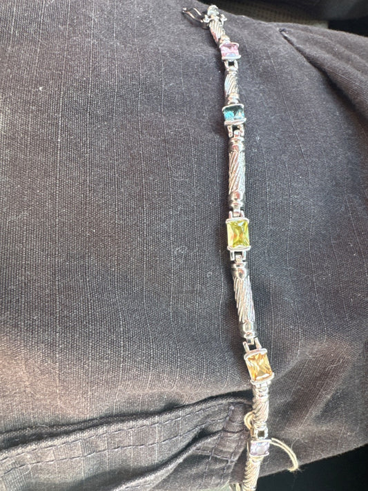 Bracelet with rectangular gems