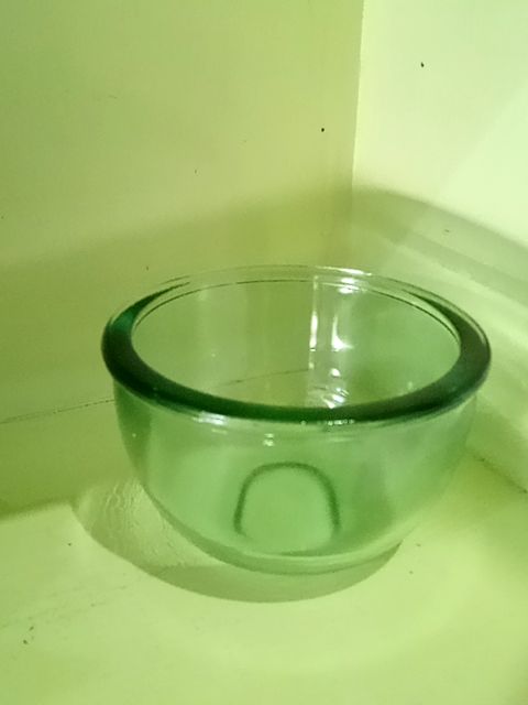Clear Unbranded Thick glass bowl, Small