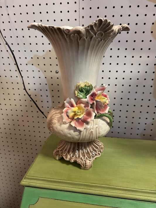 Cream Capod Large Floral vase