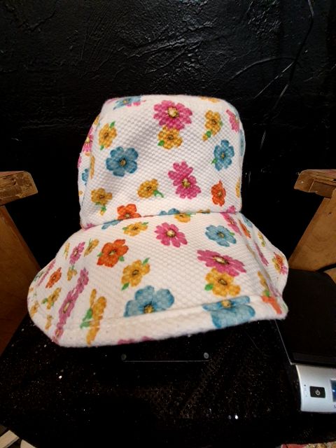 White w/Flowers Liz Claiborne Hat