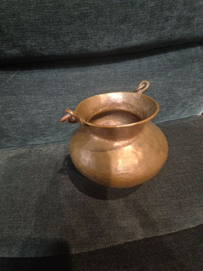 Antique Hammered Copper Pot, 5.5" × 4.25"
