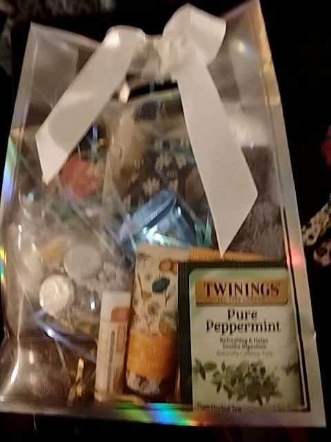 Clear Bag W Silver Sides/Contents Multi Color  Ladies Gift Pack