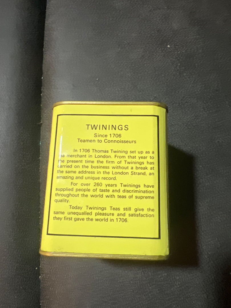 vintage 4 oz (113 g) metal tin of Twinings Lemon Scented Tea