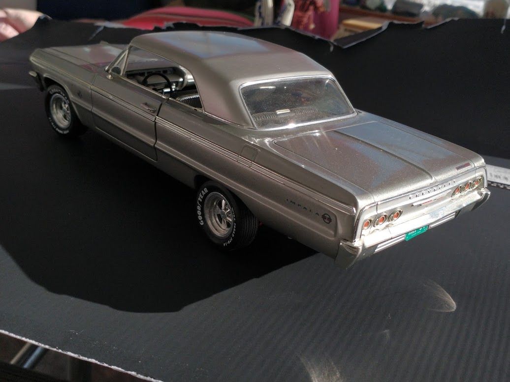 Silver Ertl 1964 Impala Ertl 1/18 Die Cast Silver, 1/18 scale