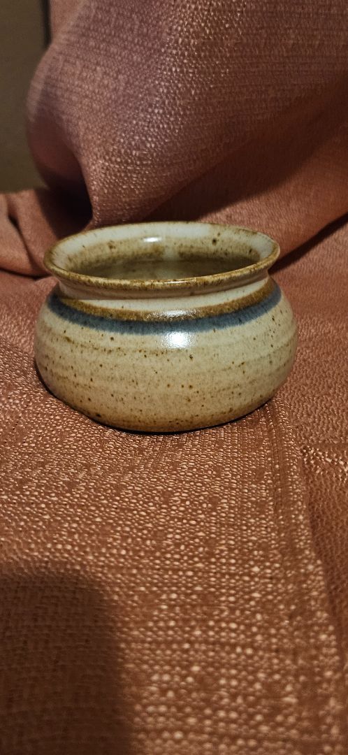 ceramic vessel signed, 2-4 in tall