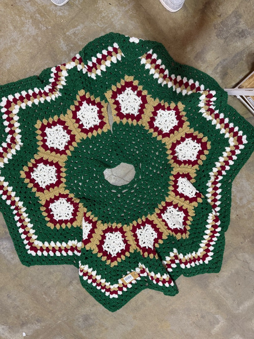 Crochet Tree Skirt