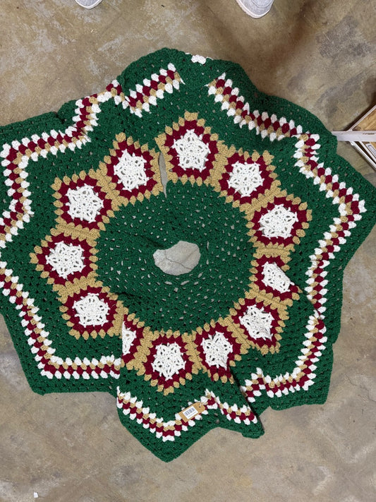 Crochet Tree Skirt