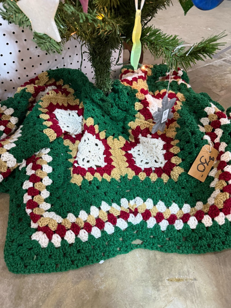 Crochet Tree Skirt